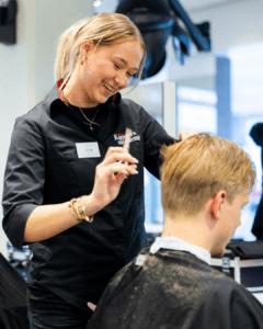 MBO Kappersopleiding in Amsterdam: Jouw start in het kappersvak